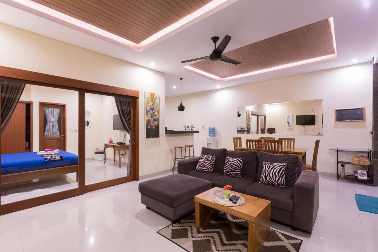 Villa Hitam Putih Legian Bali Seminyak Eksteriør bilde